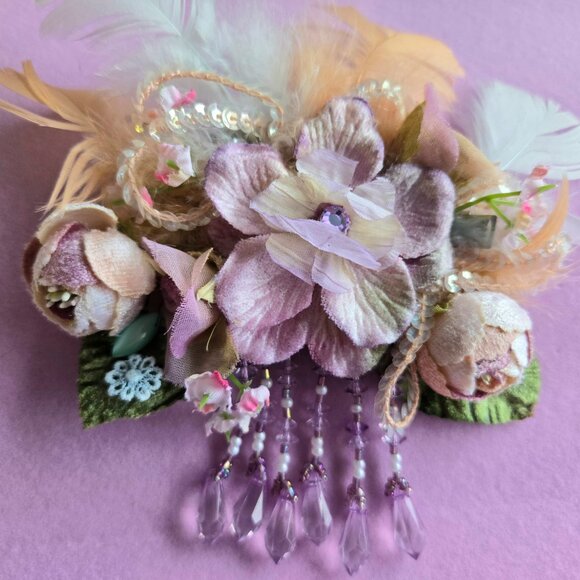 Velvet Flower Hair Clip | 1920s-style Flapper Girl | Romantic Hair Accessory - Picture 5 of 8